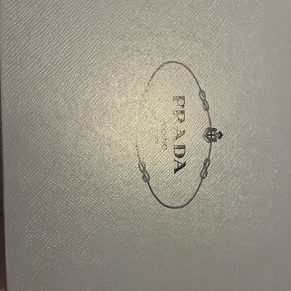 Black and orange Prada sneakers - Picture 1 of 4